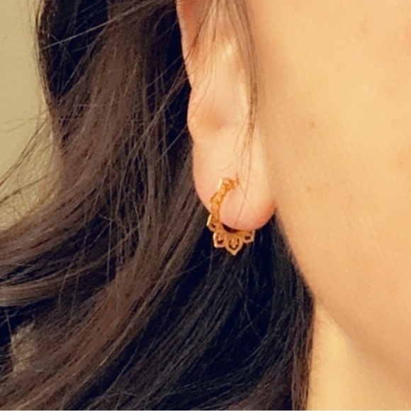 24K Gold Laser Cut Heart Half Hoop Earrings - Picture 3 of 12